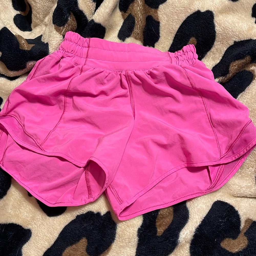 Hot pink hotty hot low rise short 4”